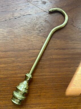 VIRGINIA METALCRAFTERS Vintage CAST BRASS FIREPLACE DAMPER HOOK